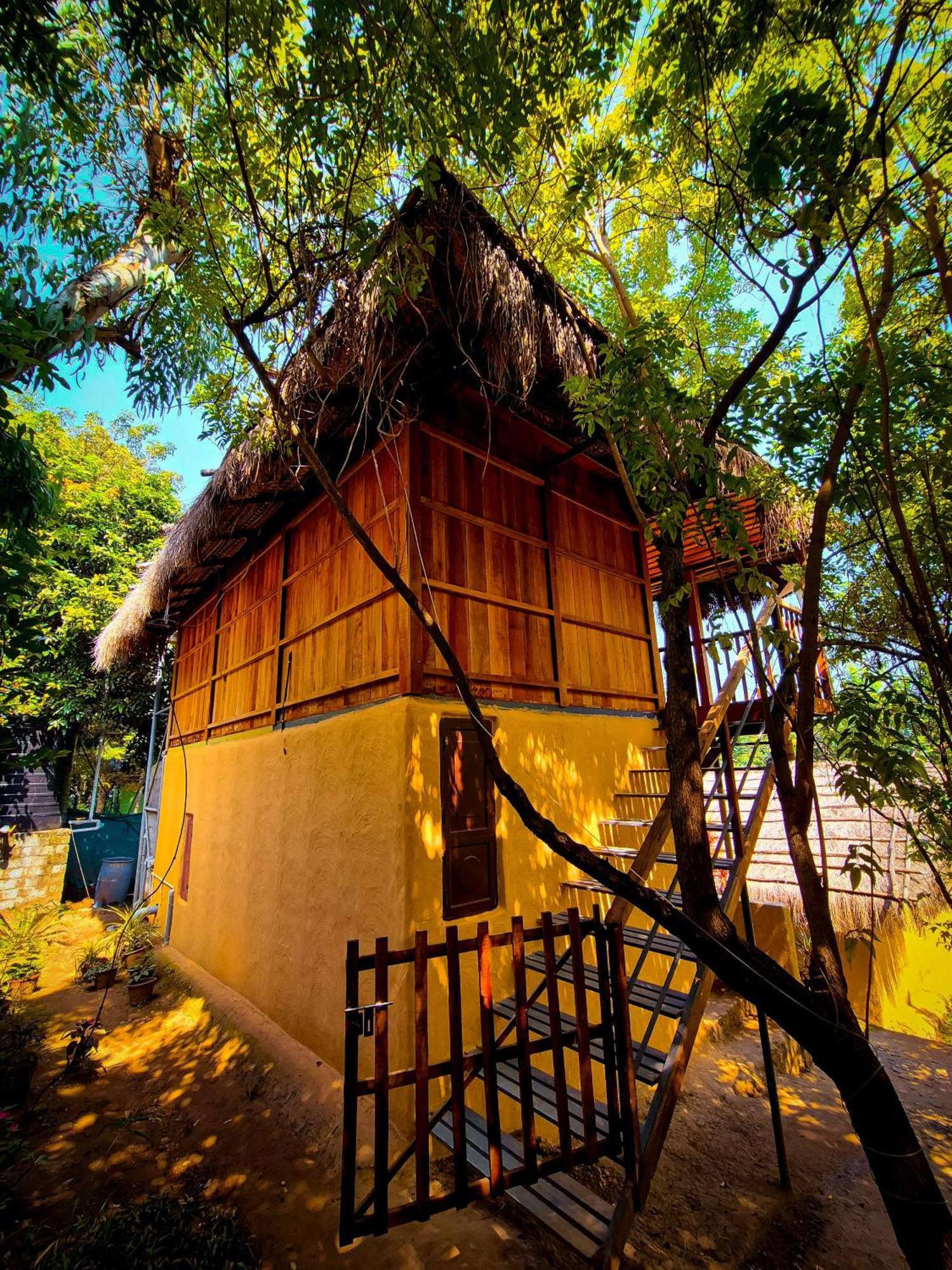 Nature Tones By Brdge Hospitality Maraiyur Exterior photo